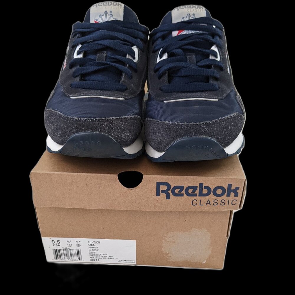 Reebok Men's Classic-Nylon Sneaker Sz 9